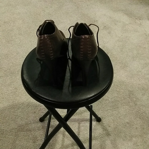 Falchi leather heels. - Picture 3 of 3